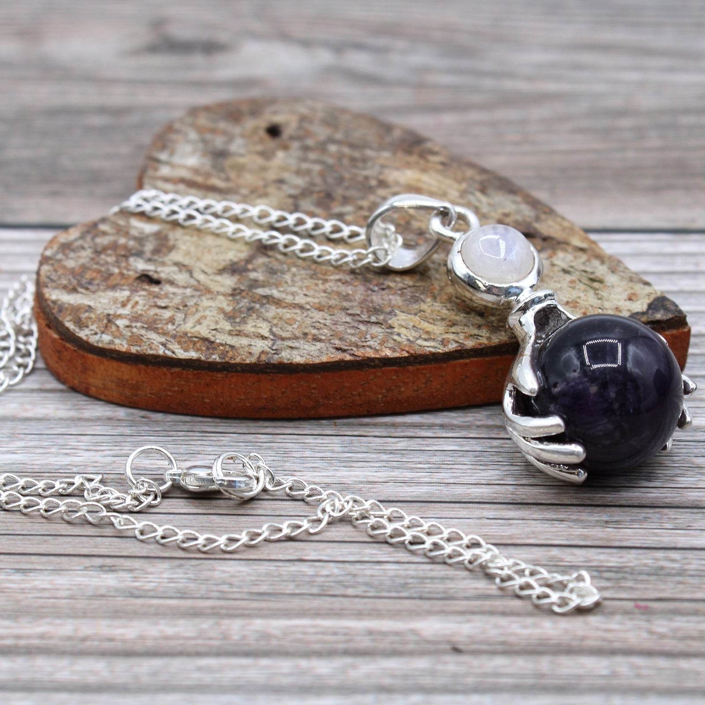 Indische Edelsteinkette - Schützende Hände - Amethyst - Edelsteinkette - Hauttempel