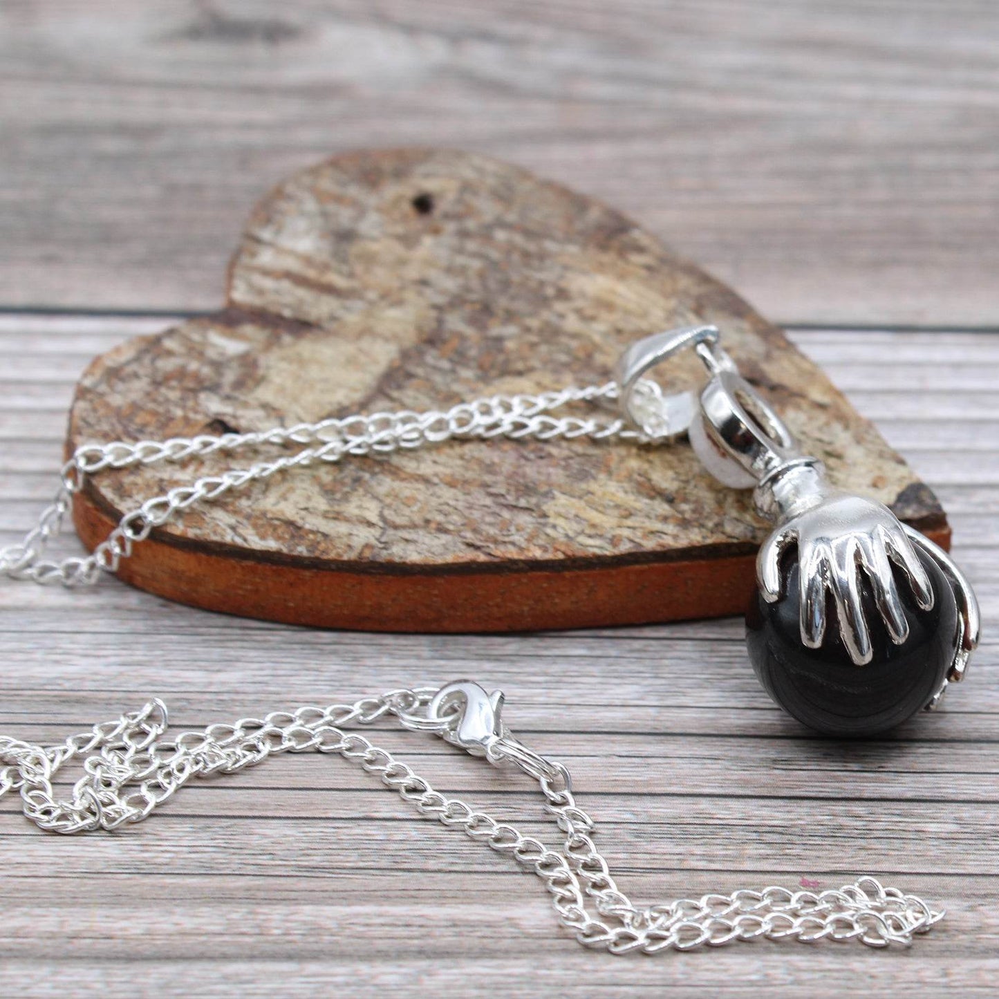 Indische Edelsteinkette - Schützende Hände - Schwarzer Achat - Edelsteinkette - Hauttempel