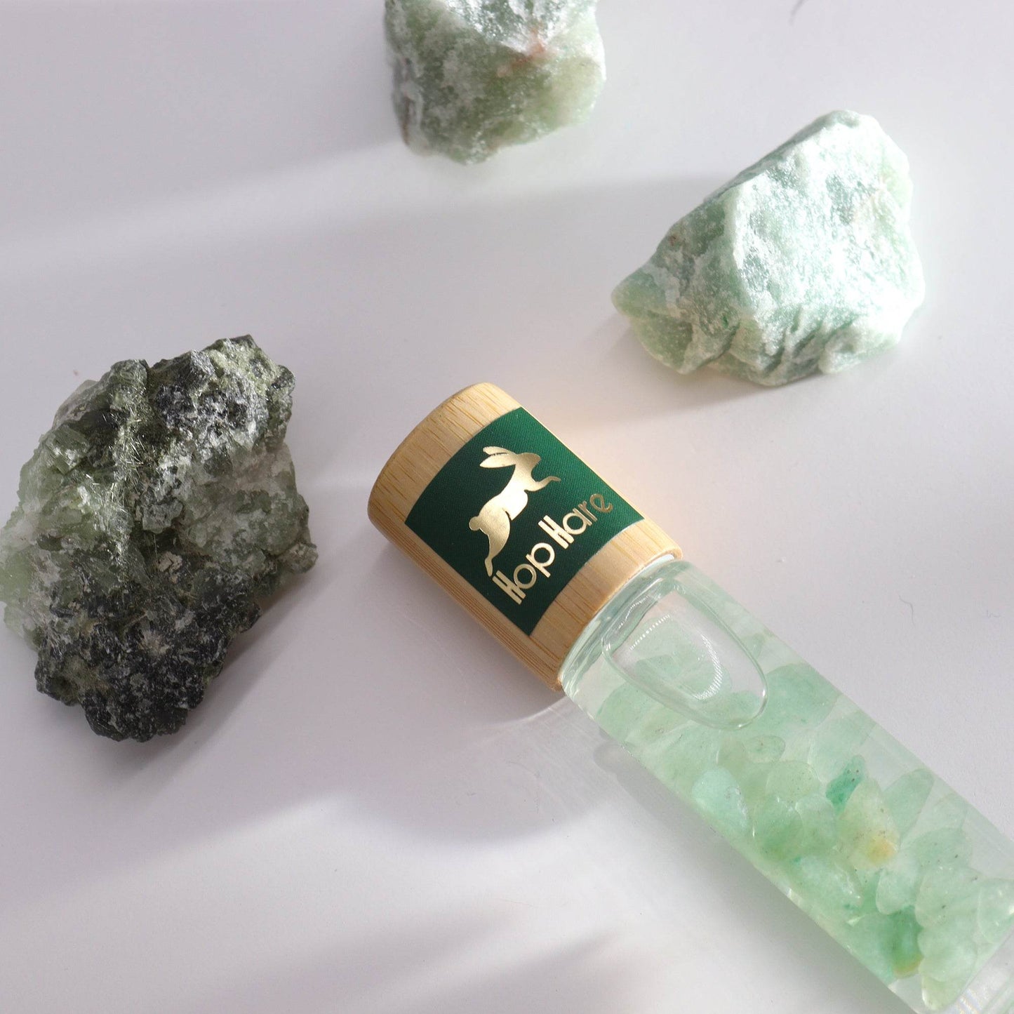 Tarot Edelstein-Roll-on mit Grüner Aventurin - Der Magier 10ml - Hop Hare© Tarot Edelstein-Roll-on - Hauttempel