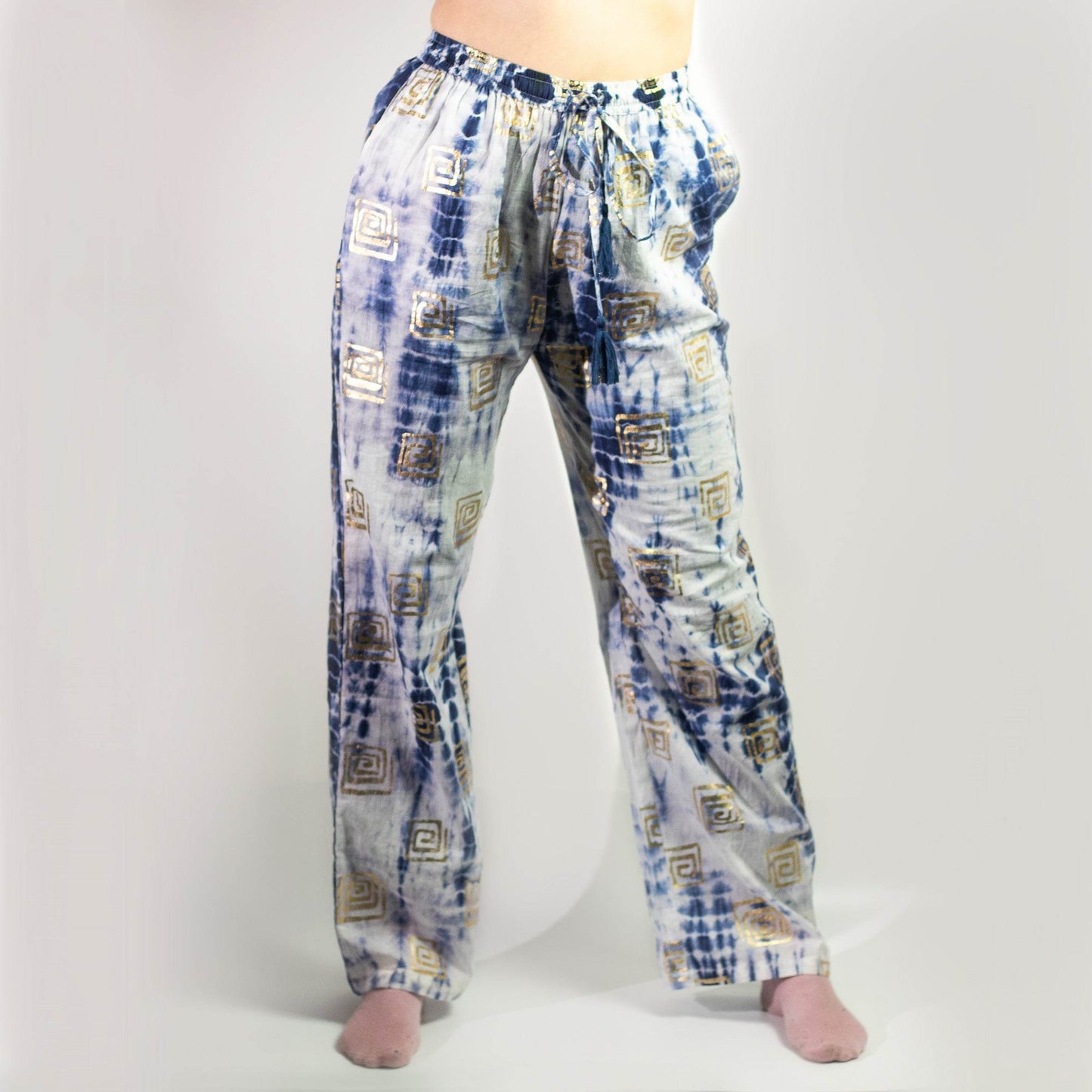 NOMAD SARI ON THE MED - Lounge-Hose - Griechisches Motiv in Gold und Blau – handbemalt L/XL - Hosen - Hauttempel