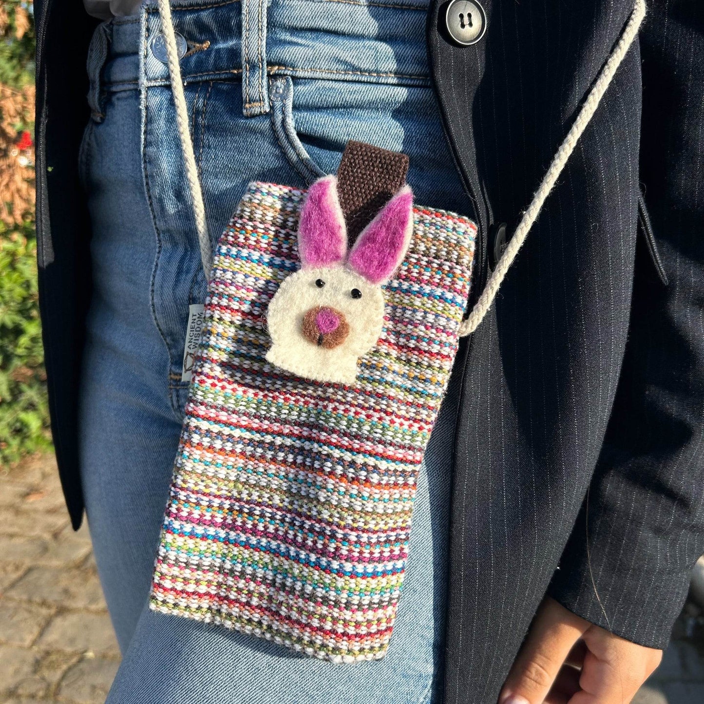 Handytasche - Bunte Streifen & Hasendekor - Handytasche - Hauttempel