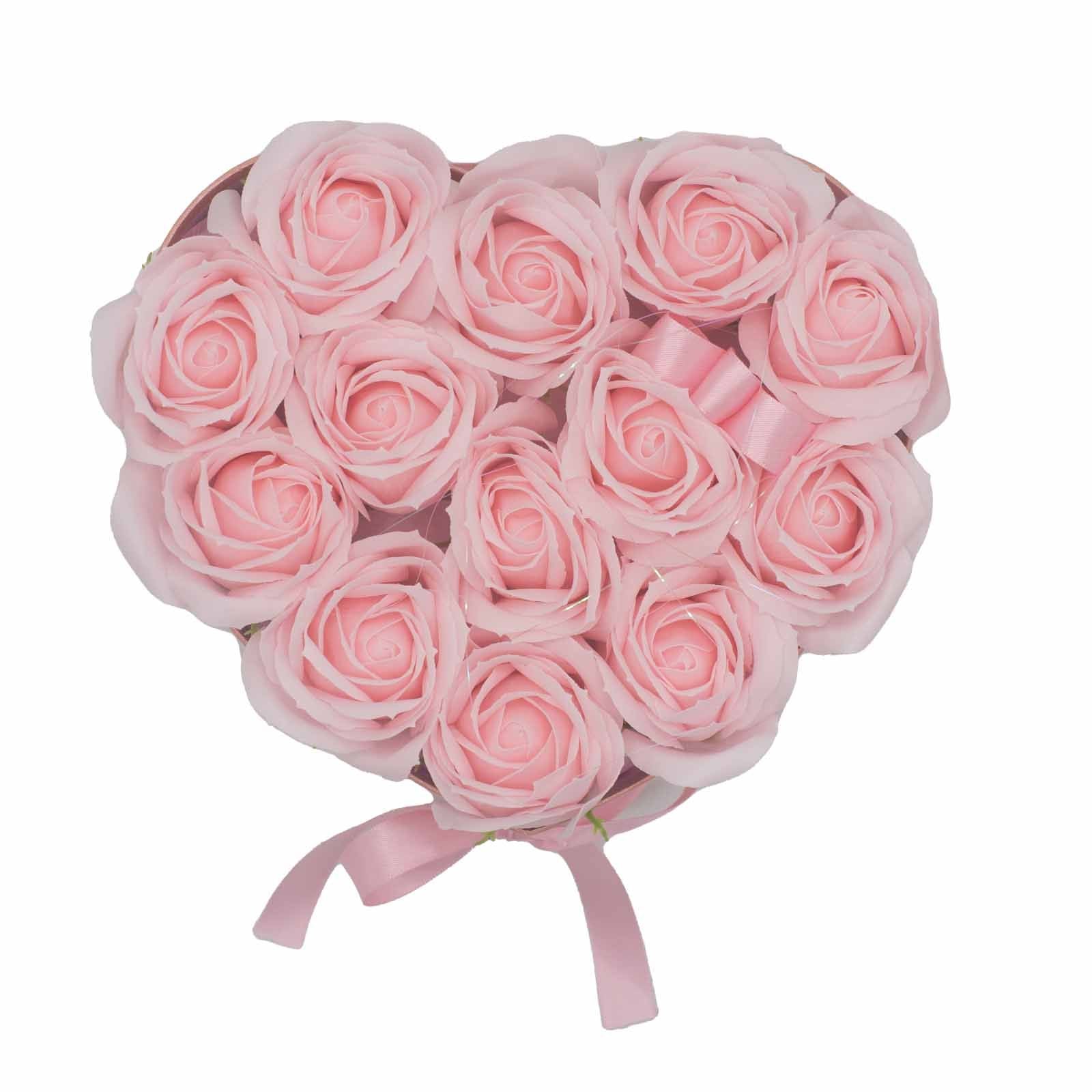 Seifenblumen Herzbouquet 13 Rosen Rosa – herzförmige Box geöffnet, Draufsicht, Freisteller