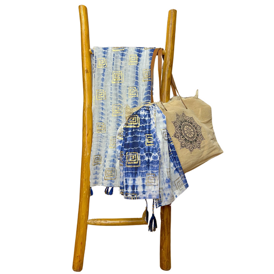 NOMAD SARI ON THE MED - Pareo/Schal/Wickeltuch – ca. 180 x 110 cm - handbemalt Griechisches Motiv