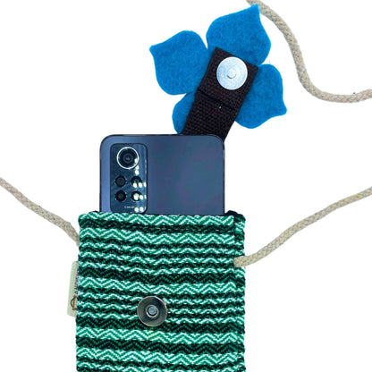 Handytasche - Grüne Streifen & Blumendekor - Handytasche - Hauttempel