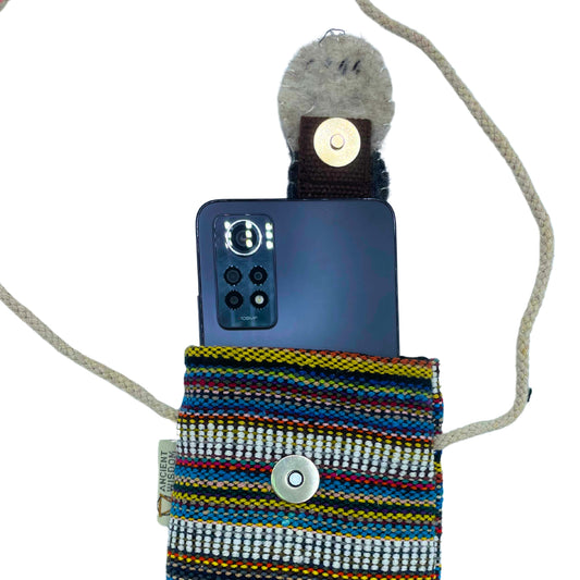 Handytasche - Bunt und weiße Streifen & Eulendekor